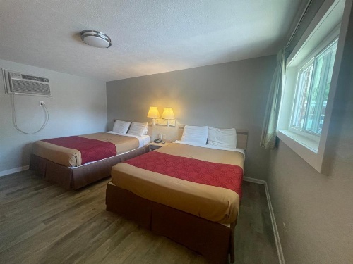 Greencastle Inn image 11