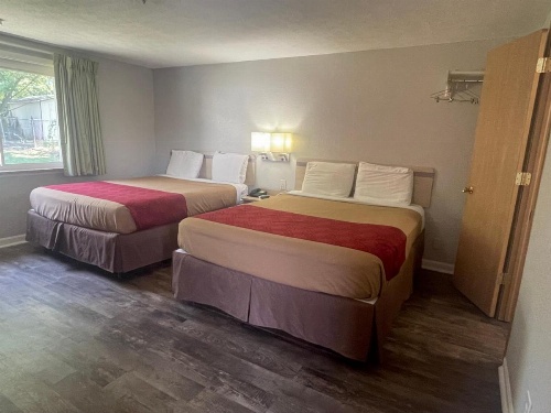 Greencastle Inn image 14