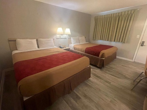 Greencastle Inn image 17