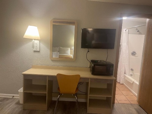 Greencastle Inn image 18