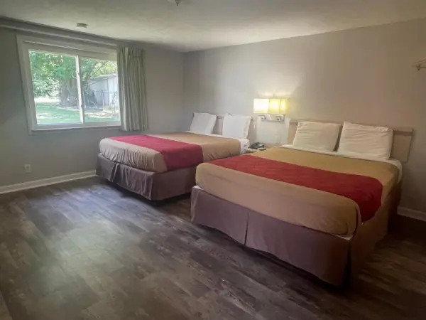 Greencastle Inn 8